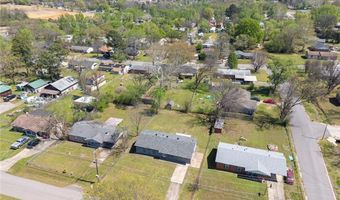 904 22nd St, Barling, AR 72923