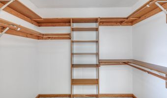 403 Southcreek Dr N, Indianapolis, IN 46217