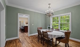 28 Hoop Pole Hill Rd, Chester, CT 06412