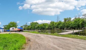 38717 N Lake St, Antioch, IL 60002