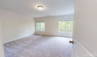 2731 Bristol Rdg Dr, Ann Arbor, MI 48105