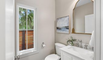 608 Pilot St, Beaufort, SC 29902