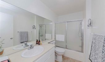 15910 Alta Vista Dr 5D, La Mirada, CA 90638