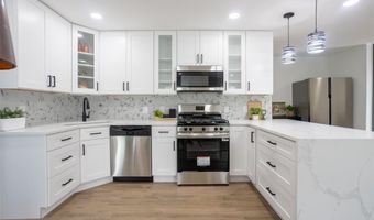 9537 Lydell Dr, Affton, MO 63123