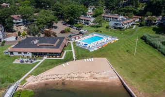 7 Harbour Vlg A, Branford, CT 06405