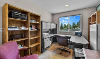 64629 Horseman Ln, Bend, OR 97703