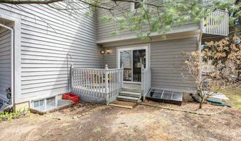2666 Packard Rd, Ann Arbor, MI 48104