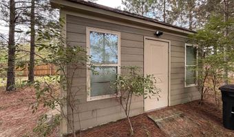 108 Hackamore Ln, Camden, SC 29020