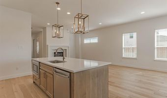 908 Sandpiper Dr, Aledo, TX 76008