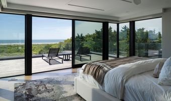 5499 Dune Dr, Avalon, NJ 08202