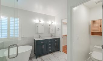 1181 W SARAGOSA St, Chandler, AZ 85224