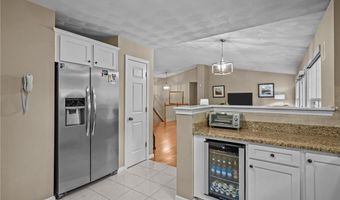 2 Mulberry Dr, Cranston, RI 02921