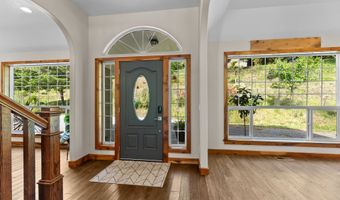 16711 Thompson Rd, Brookings, OR 97415