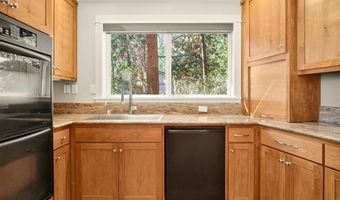 774 Lisa Ln, Ashland, OR 97520