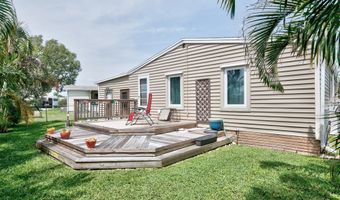 602 Wedelia Dr, Barefoot Bay, FL 32976