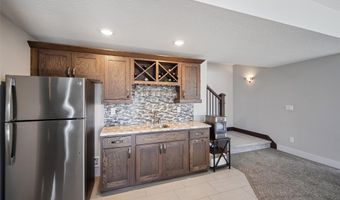 25018 Eagle Vista Dr, Adel, IA 50003