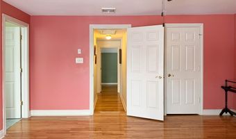 2642 Remington Rd, Utica, NY 13501