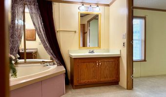 121 Harold Dr, Ashland, OH 44805