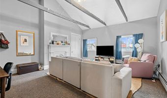 114 S 18th St, Airville, PA 15203