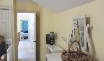 55 Liberty St, Chester, CT 06412