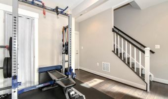 23012 LAVALLETTE Sq, Brambleton, VA 20148