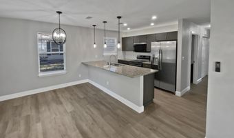 330 DUDLEY St, Atlantic Beach, FL 32233