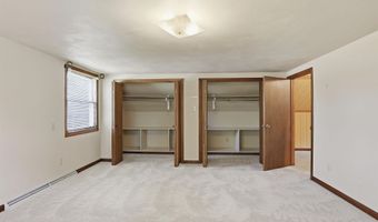 5400 LONG Ct, Appleton, WI 54914
