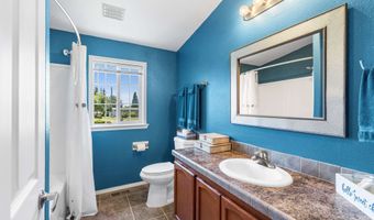 4919 G Loop Rd, Bow, WA 98232