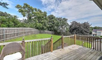 5 Craigie Ave, Johnston, RI 02919