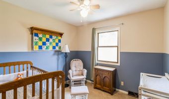 2751 Cleveland Dr, Ames, IA 50010