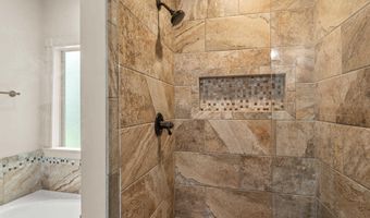 660 BARKLEY Cir, Alabaster, AL 35007