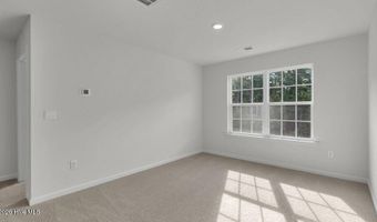 725 Lazy Elm Ln, Aberdeen, NC 28315
