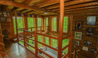 58 River Rd, Abbot, ME 04406