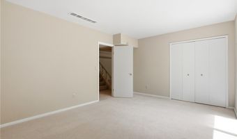 483 Concord Downs Ln, Aurora, OH 44202