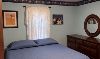 910 E 14th St, Ashtabula, OH 44004