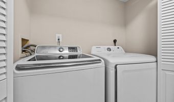 915 CYPRESS POINT Cir, Bowie, MD 20721