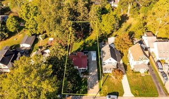 394 Long St, Amherst, OH 44001