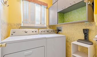 202 LAKE OZARKS Dr, Bear, DE 19701