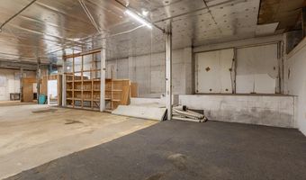 401 S Tecumseh 415 S Tecumseh St, Adrian, MI 49221