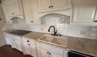 905 SW 8th St, Anadarko, OK 73005