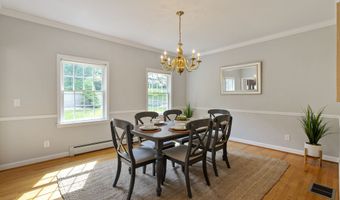 109 Andrew Dr, Canton, CT 06019