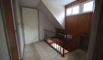 994 Limecrest Rd, Andover, NJ 07848