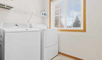 15767 Finch Ave, Apple Valley, MN 55124