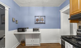 218 N West St, Bargersville, IN 46106
