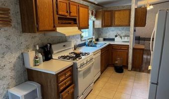 21 Brighton Rd, Athens, ME 04912