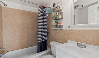 1832 METZEROTT 303, Adelphi, MD 20783