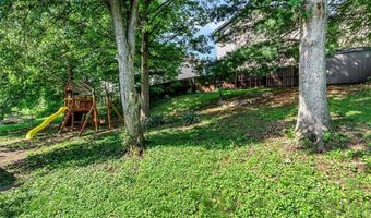 1968 Saint Johns Xing, Arnold, MO 63010