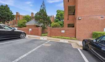 601 WILKES St 301, Alexandria, VA 22314