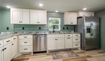 2580 OAK VILLAGE Rd, Akron, AL 35441
