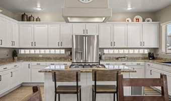 1711 E HORSESHOE Dr, Chandler, AZ 85249